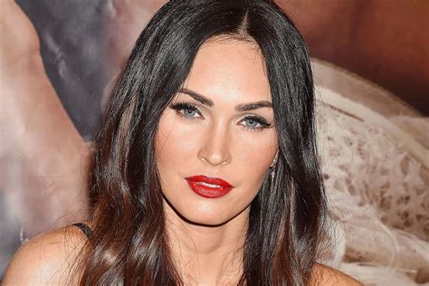 Megan Fox’s Style On & Off the Red Carpet 